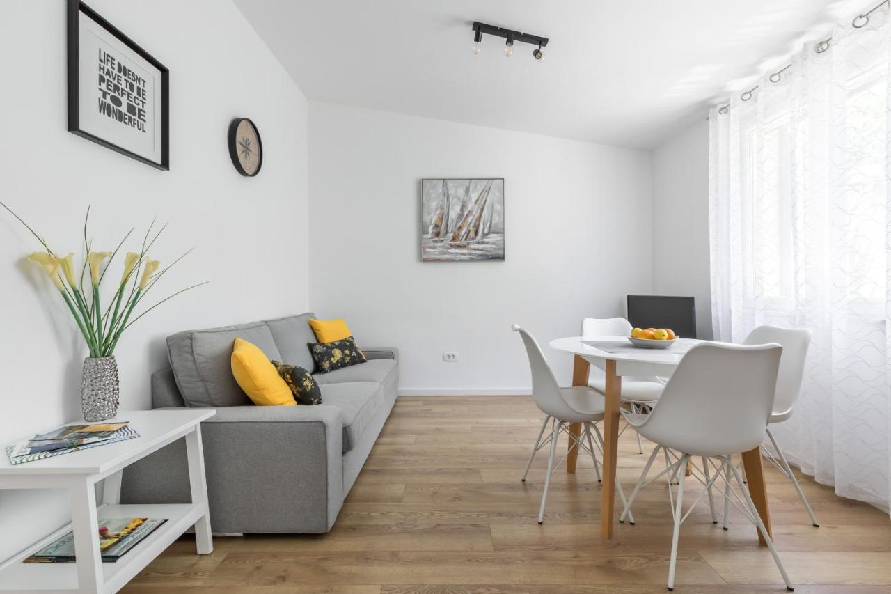 דירות ספליט Tonina - House With Terrace, Jacuzzi, Free Parking מראה חיצוני תמונה