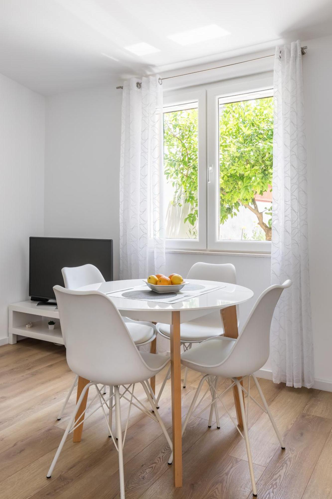 דירות ספליט Tonina - House With Terrace, Jacuzzi, Free Parking מראה חיצוני תמונה